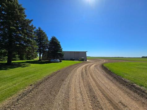 35996 391st Avenue Le Sueur MN 56058