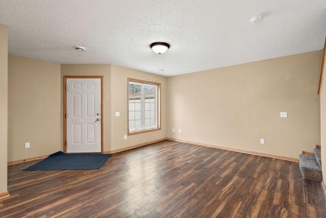 208 E Orchard Street Belle Plaine MN 56011