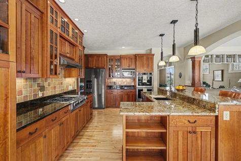 1520 Bridgewater Road Golden Valley MN 55422
