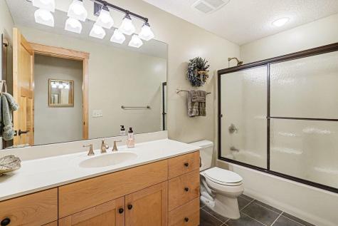 1520 Bridgewater Road Golden Valley MN 55422