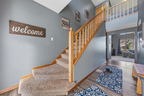 1526 Castle Drive North Mankato MN 56003