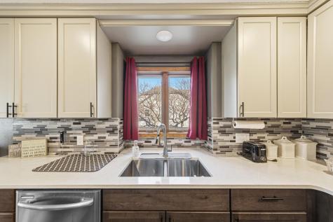 1526 Castle Drive North Mankato MN 56003