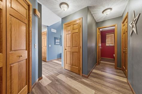 1526 Castle Drive North Mankato MN 56003