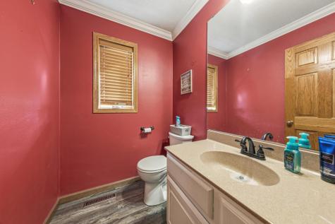 1526 Castle Drive North Mankato MN 56003