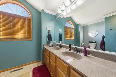 1526 Castle Drive North Mankato MN 56003