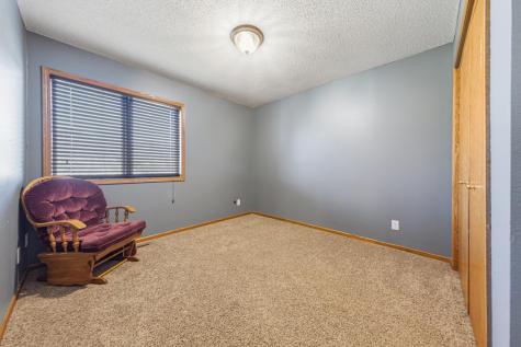 1526 Castle Drive North Mankato MN 56003