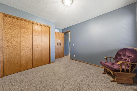 1526 Castle Drive North Mankato MN 56003