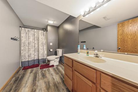 1526 Castle Drive North Mankato MN 56003