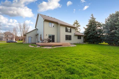 1526 Castle Drive North Mankato MN 56003
