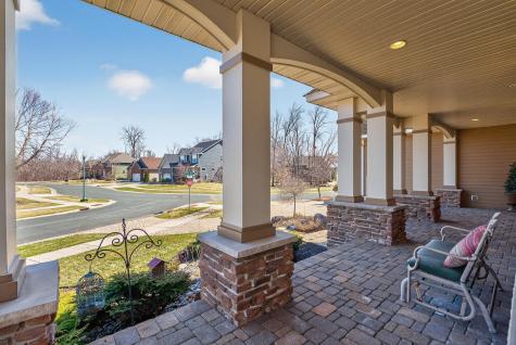 9951 Vagabond Court N Maple Grove MN 55311