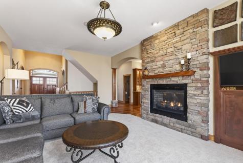 9951 Vagabond Court N Maple Grove MN 55311