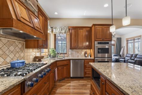 9951 Vagabond Court N Maple Grove MN 55311