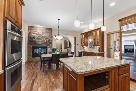9951 Vagabond Court N Maple Grove MN 55311