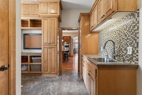 9951 Vagabond Court N Maple Grove MN 55311