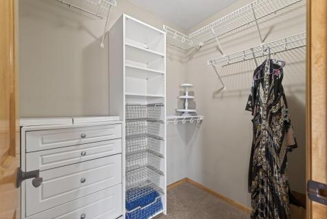 9951 Vagabond Court N Maple Grove MN 55311