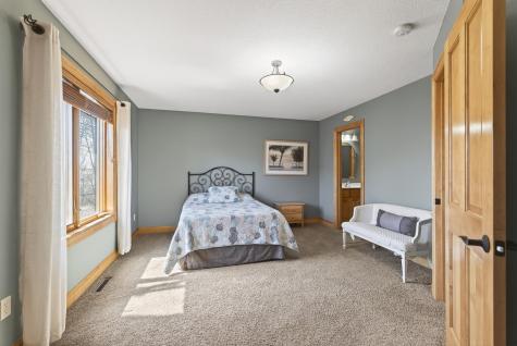 9951 Vagabond Court N Maple Grove MN 55311