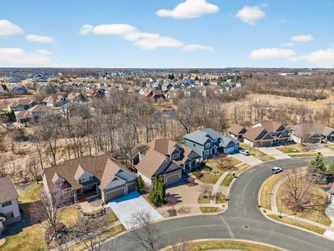 9951 Vagabond Court N Maple Grove MN 55311
