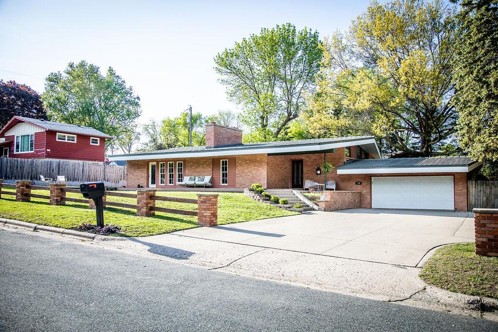 130 Fairlawn Avenue E Winsted MN 55395