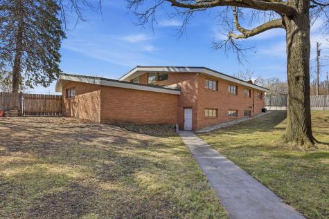 130 Fairlawn Avenue E Winsted MN 55395