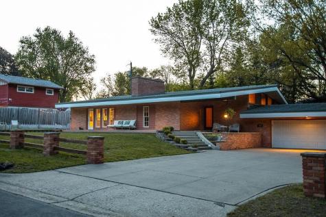 130 Fairlawn Avenue E Winsted MN 55395