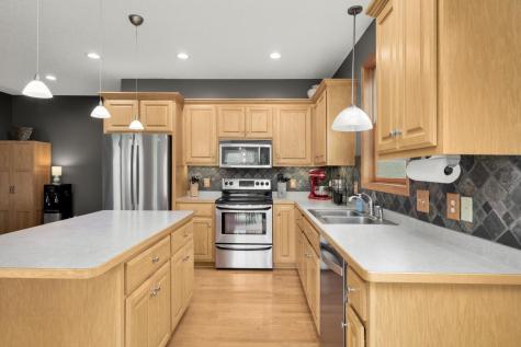 615 Bluff Heights Drive SE Lonsdale MN 55046