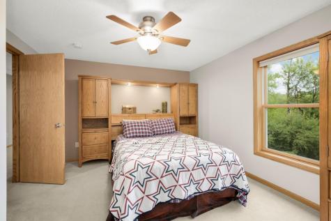 615 Bluff Heights Drive SE Lonsdale MN 55046