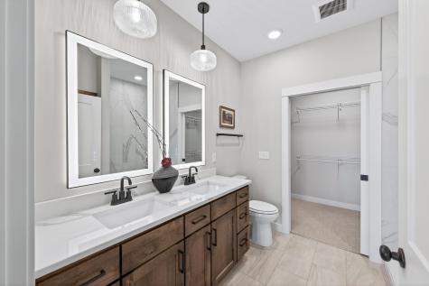 1219 Honeysuckle Lane Cambridge MN 55008