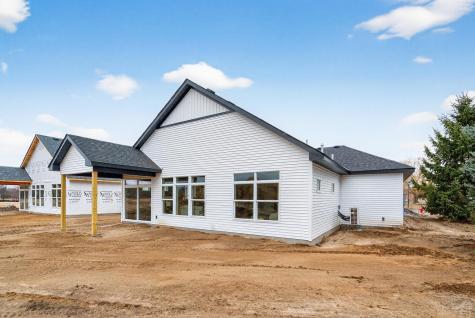 1219 Honeysuckle Lane Cambridge MN 55008
