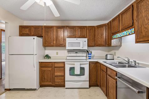 10600 43rd Avenue N Plymouth MN 55442