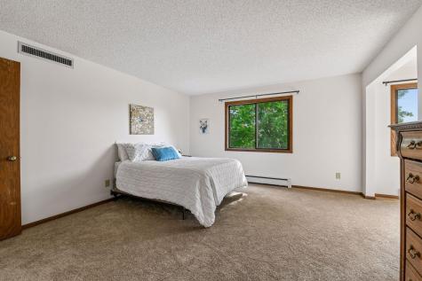10600 43rd Avenue N Plymouth MN 55442