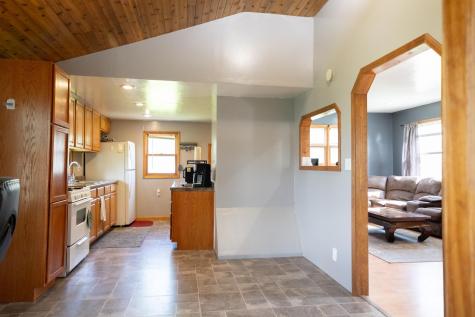 804 Redding Avenue Windom MN 56101