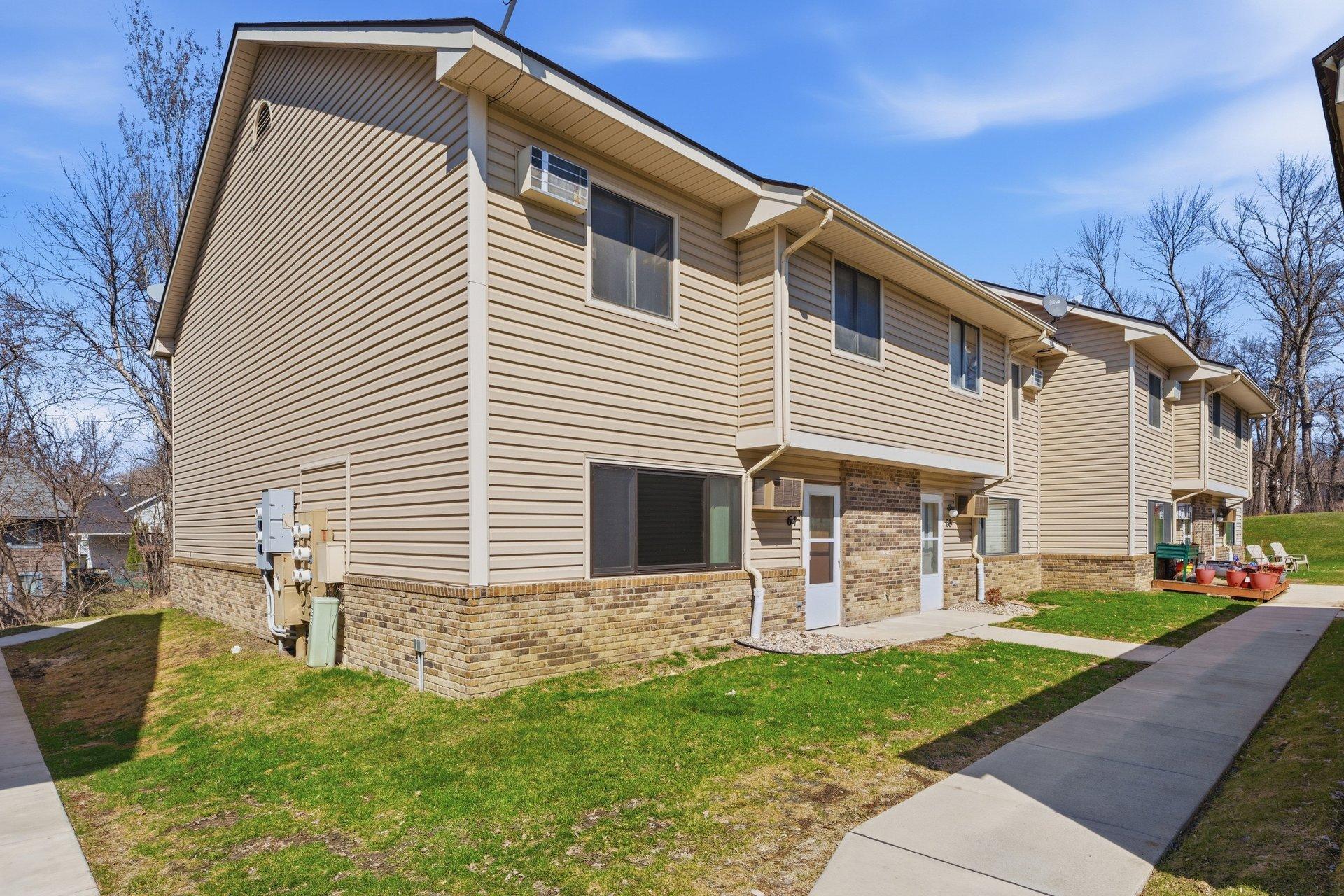 64 E 13th Street Waconia MN 55387