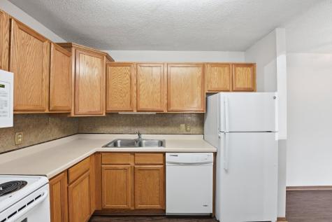 64 E 13th Street Waconia MN 55387