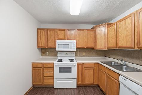 64 E 13th Street Waconia MN 55387