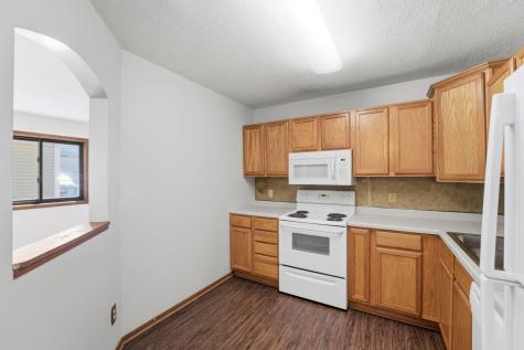64 E 13th Street Waconia MN 55387