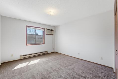 64 E 13th Street Waconia MN 55387