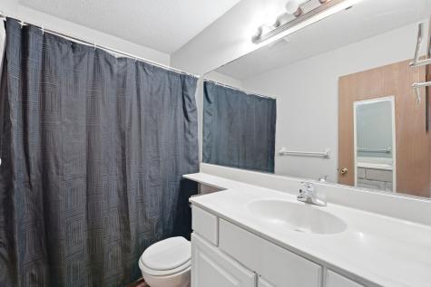 64 E 13th Street Waconia MN 55387