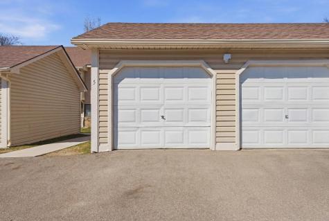 64 E 13th Street Waconia MN 55387