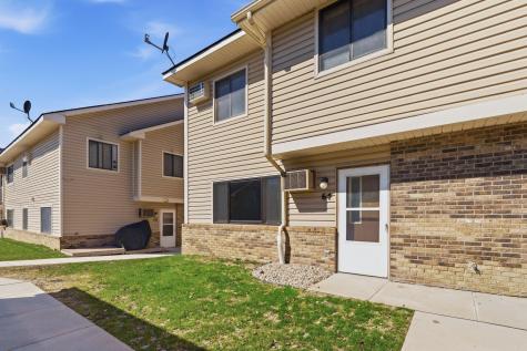 64 E 13th Street Waconia MN 55387
