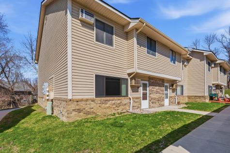 64 E 13th Street Waconia MN 55387