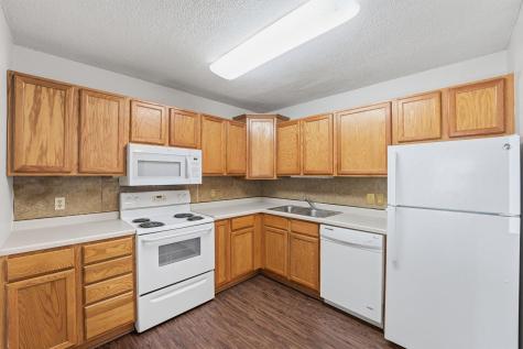 64 E 13th Street Waconia MN 55387