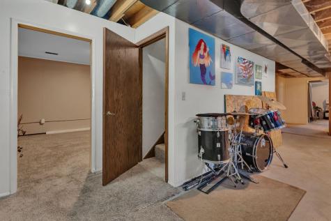 608 E Ash Avenue Olivia MN 56277