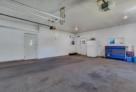 608 E Ash Avenue Olivia MN 56277