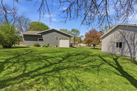608 E Ash Avenue Olivia MN 56277