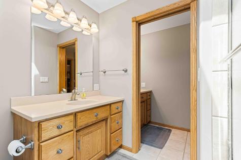 137 49th Avenue E West Fargo ND 58078