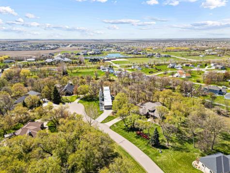 137 49th Avenue E West Fargo ND 58078