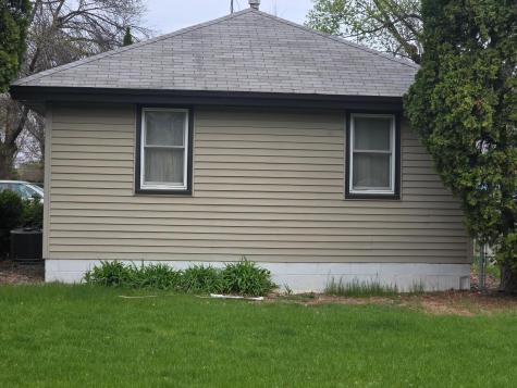 6800 Perry Avenue N Brooklyn Center MN 55429