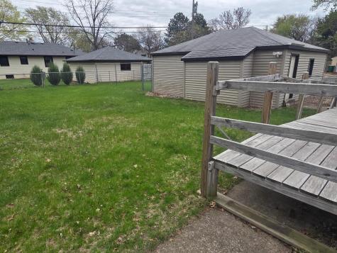 6800 Perry Avenue N Brooklyn Center MN 55429