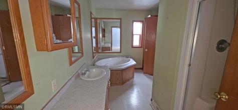 1734 Dill Street Ogilvie MN 56358