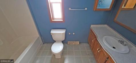 1734 Dill Street Ogilvie MN 56358